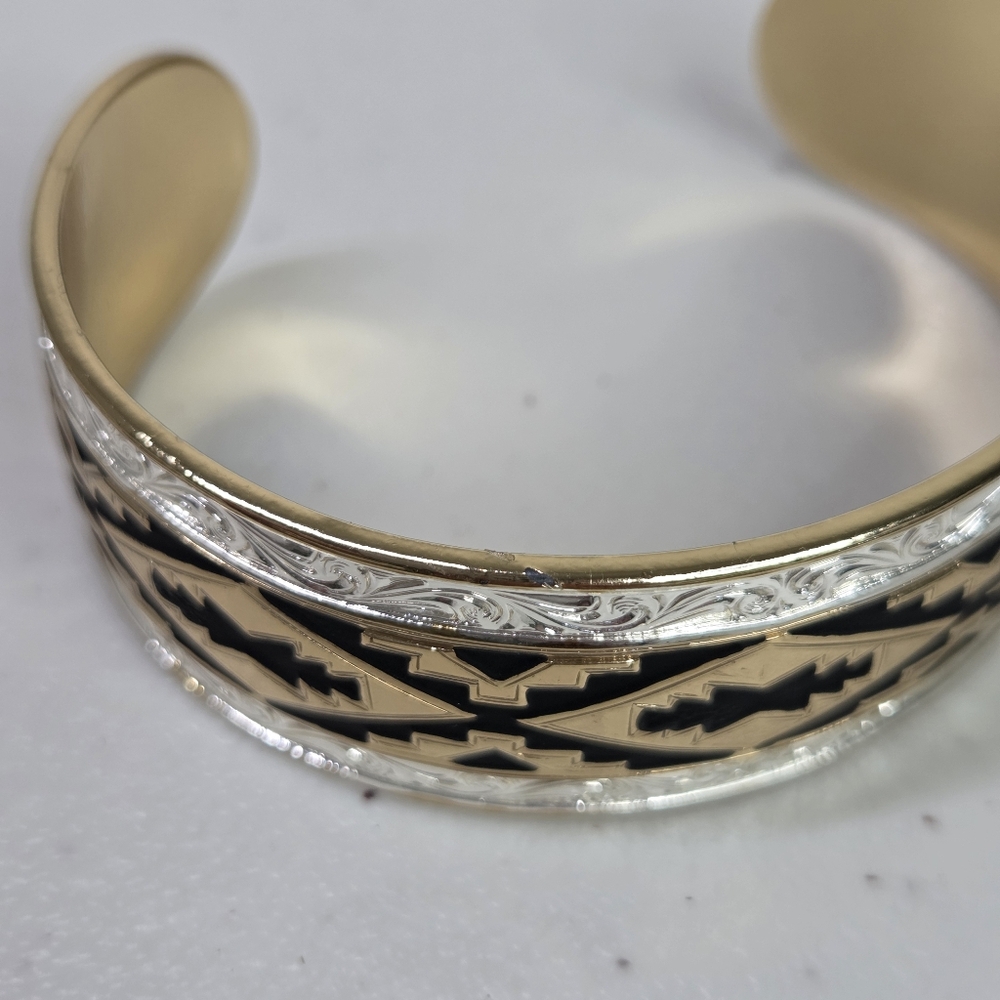 Montana Silversmiths Silver/ Gold Aztec Southwestern Wide Cuff Bracelet Cuff - Picture 14 of 16